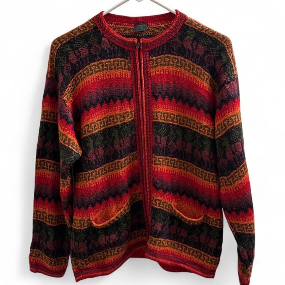 Women's Multicolor Aztec Patterned Cardigan - Picture 2 of 8
